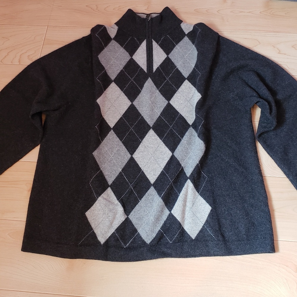 Cashmere long sleeve sweater